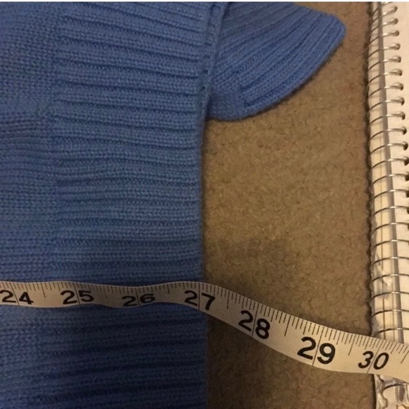 Chaps Men's V-Neck Sweater in Navy - Picture 9 of 11